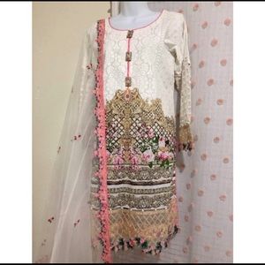 Salwar kameez  dupatta Indian Pakistani Bangladeshi